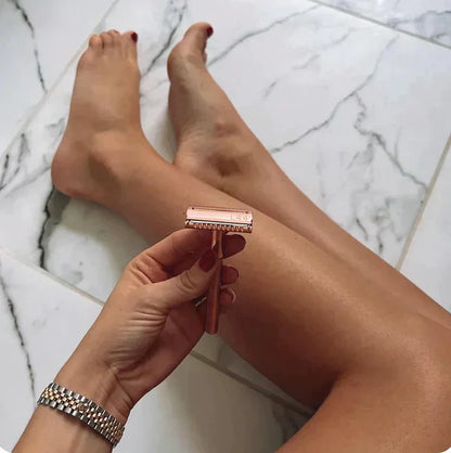 Imported™ Premium Metal Smooth Shaving Unisex Razor [10 Free Blades] 🎁
